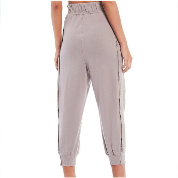 Free People Movement Where the Wind Blows high rise Joggers women’s size Small - Picture 2 of 13
